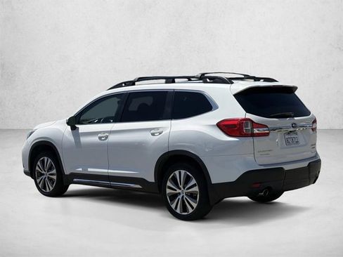 Used 2022 Subaru Ascent Limited w/ Technology Package AWD/4WD image 7