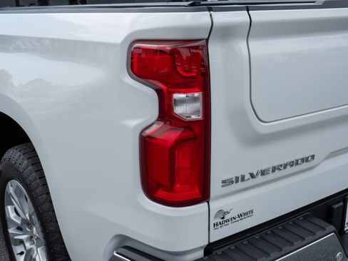 Used 2026 Chevrolet Silverado 1500 LTZ w/ Z71 Off-Road Package AWD/4WD image 10