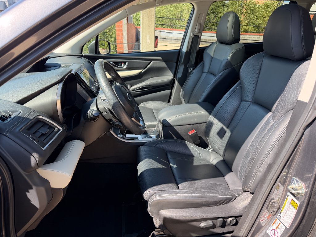 Used 2019 Subaru Ascent Limited AWD/4WD image 12