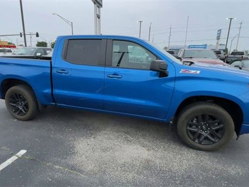 Used 2023 Chevrolet Silverado 1500 RST image 3