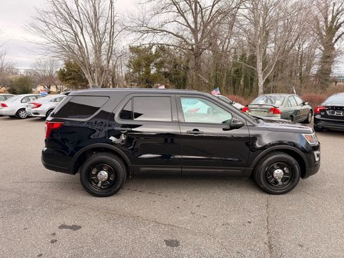 Used 2018 Ford Explorer Utility 4D Police AWD 3.7L V6 image 7