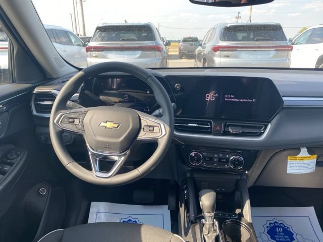 New 2026 Chevrolet TrailBlazer LT w/ Convenience Package FWD image 14