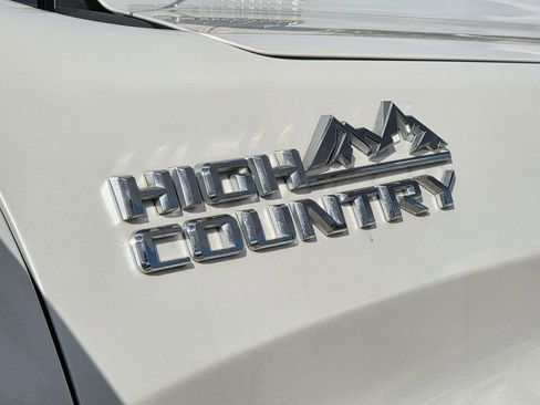 Used 2022 Chevrolet Silverado 1500 High Country image 13