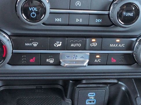 New 2025 Ford Bronco Big Bend image 24