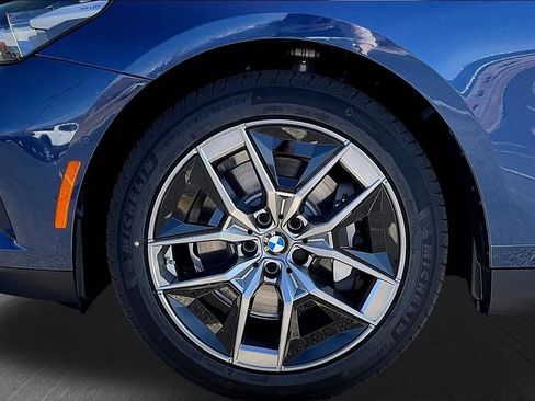 New 2026 BMW 530i xDrive w/ Premium Package AWD/4WD image 13