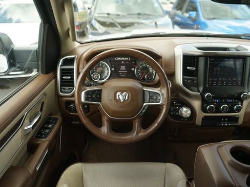 Used 2020 RAM 1500 Laramie w/ Off Road Group AWD/4WD image 21