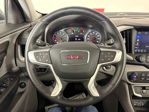 Used 2023 GMC Terrain SLT w/ Infotainment Package II FWD image 19