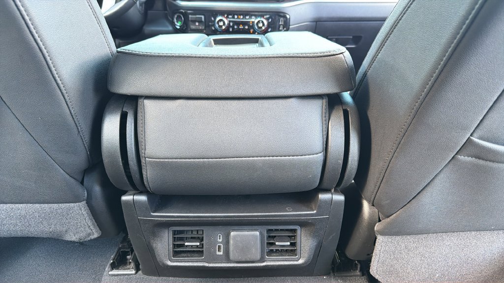 Used 2026 GMC Sierra 1500 SLT RWD image 28