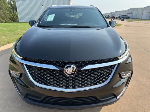 Used 2022 Buick Enclave Avenir w/ Avenir Technology Package image 8