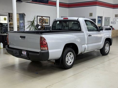 Used 2012 Toyota Tacoma 2WD Regular Cab image 2