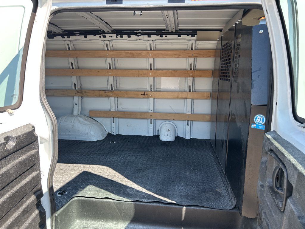 Used 2025 GMC Savana 2500 w/ Driver Convenience Package RWD image 14