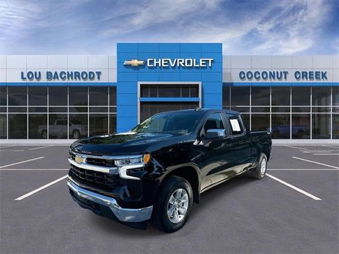 Used 2023 Chevrolet Silverado 1500 LT w/ Protection Package image 4
