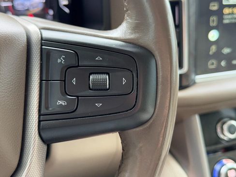 Used 2022 GMC Yukon Denali AWD/4WD image 22