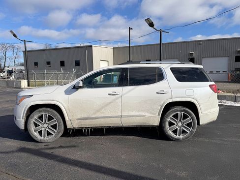 Used 2019 GMC Acadia Denali w/ Technology Package image 6