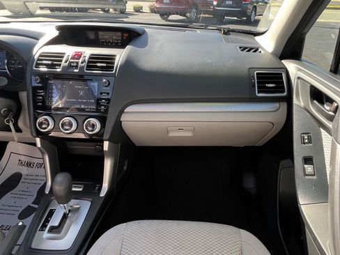 Used 2018 Subaru Forester 2.5i Premium image 14