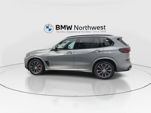 New 2026 BMW X5 xDrive50e w/ M Sport Package image 11