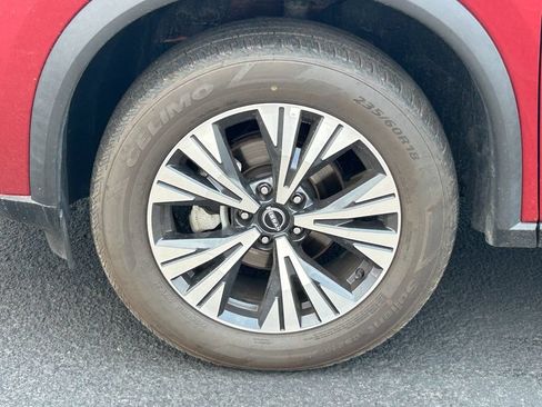 Used 2023 Nissan Rogue SV AWD/4WD image 12