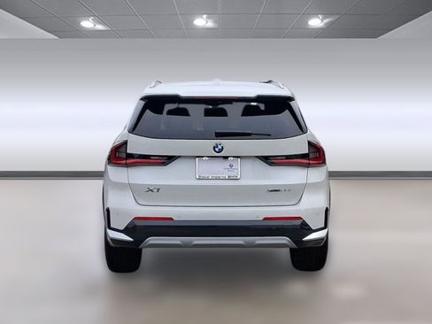 Used 2026 BMW X1 xDrive28i w/ Technology Package AWD/4WD image 9