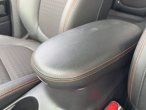 Used 2017 Kia Soul ! w/ Tech Package FWD image 30