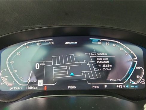 Used 2023 BMW 530e xDrive w/ Premium Package image 37