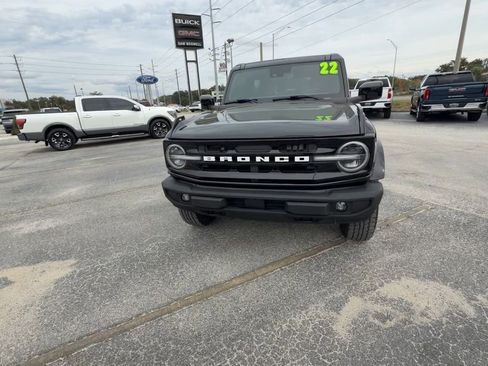 Used 2022 Ford Bronco Outer Banks image 4