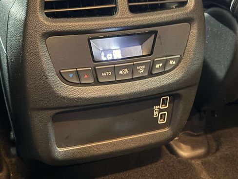 Certified 2022 Honda Pilot Special Edition image 31