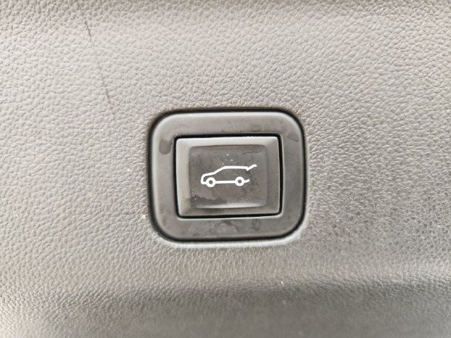 Used 2021 Chevrolet Tahoe RST RWD image 34