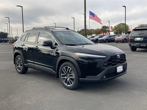 New 2026 Toyota Corolla Cross XLE FWD image 3