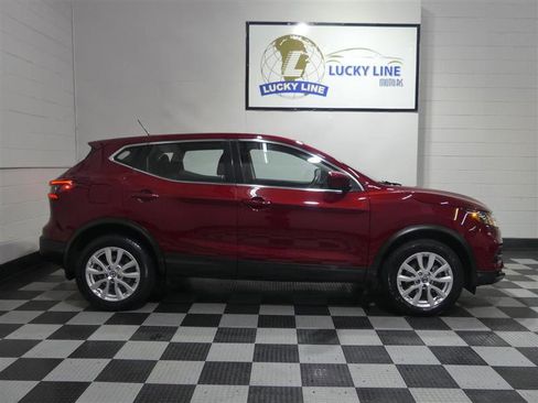 Used 2020 Nissan Rogue Sport S w/ Appearance Package image 6