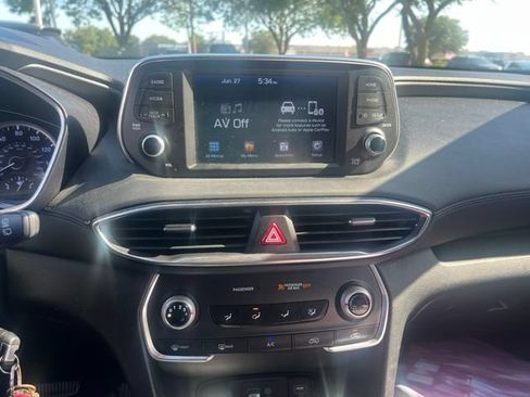Used 2019 Hyundai Santa Fe SE FWD image 6