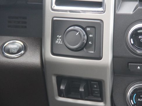 Used 2017 Ford F350 King Ranch w/ King Ranch Ultimate Package image 16