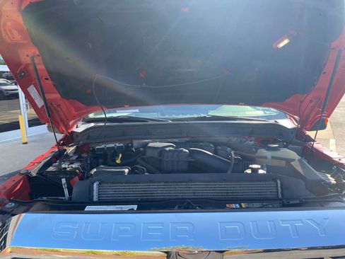 Used 2016 Ford F350 XLT AWD/4WD image 6