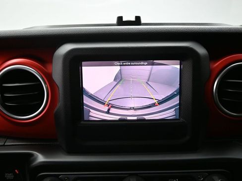 Used 2020 Jeep Wrangler Rubicon w/ Cold Weather Group image 15