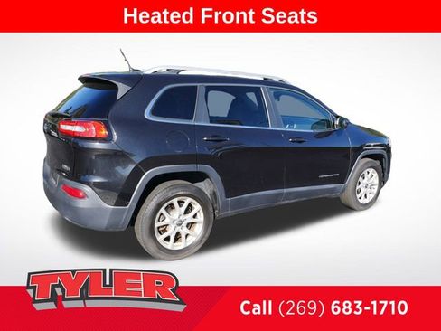Used 2015 Jeep Cherokee Latitude w/ Cold Weather Group image 8