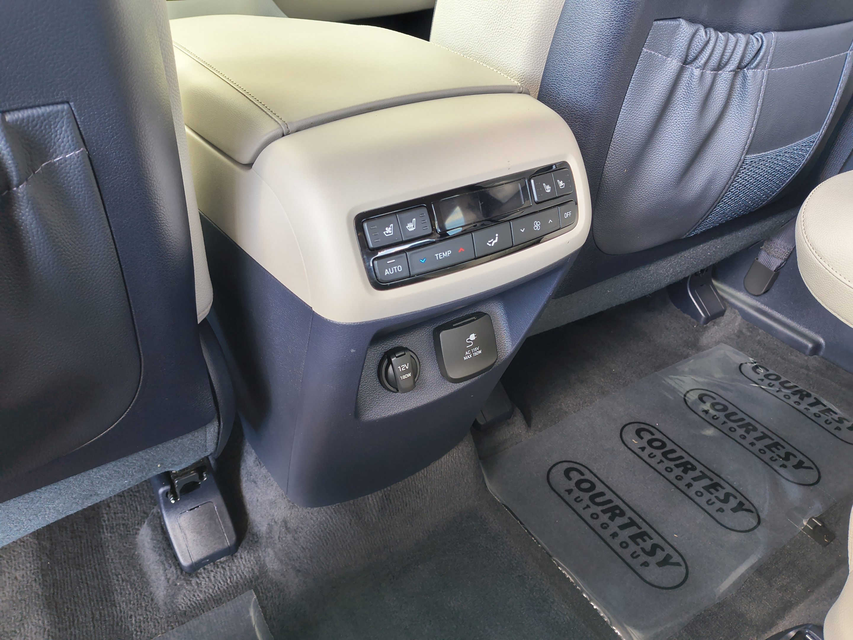 Certified 2023 Hyundai Palisade Limited FWD image 15