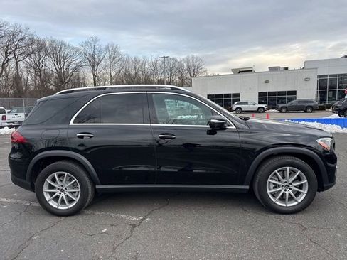Used 2025 Mercedes-Benz GLE 450e 4MATIC image 17