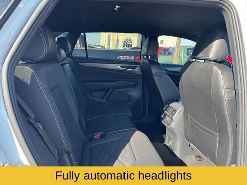 Used 2024 Volkswagen Atlas Cross Sport SE AWD/4WD image 14