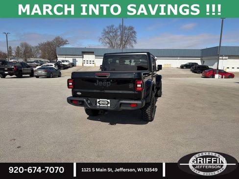 New 2026 Jeep Gladiator Willys image 10