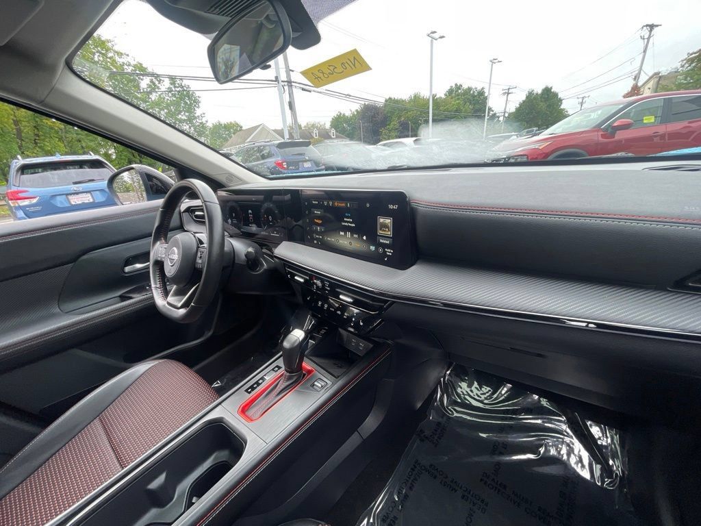 Certified 2025 Nissan Kicks SR w/ SR Premium Package AWD/4WD image 47
