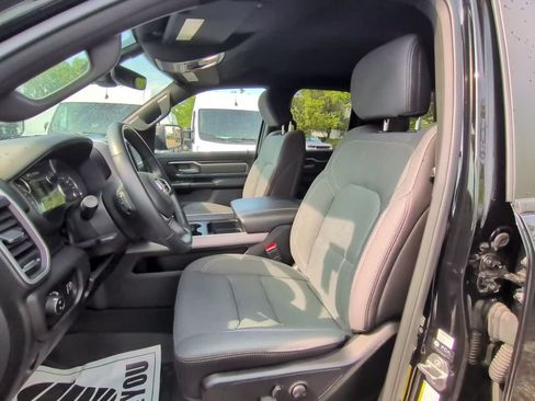 Used 2023 RAM 1500 Big Horn AWD/4WD image 11