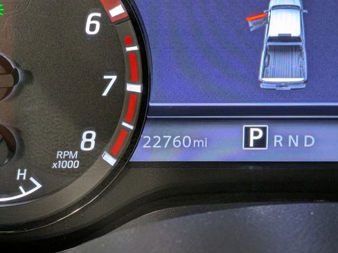 Used 2021 Nissan Titan PRO-4X w/ Off Road Protection Package AWD/4WD image 16