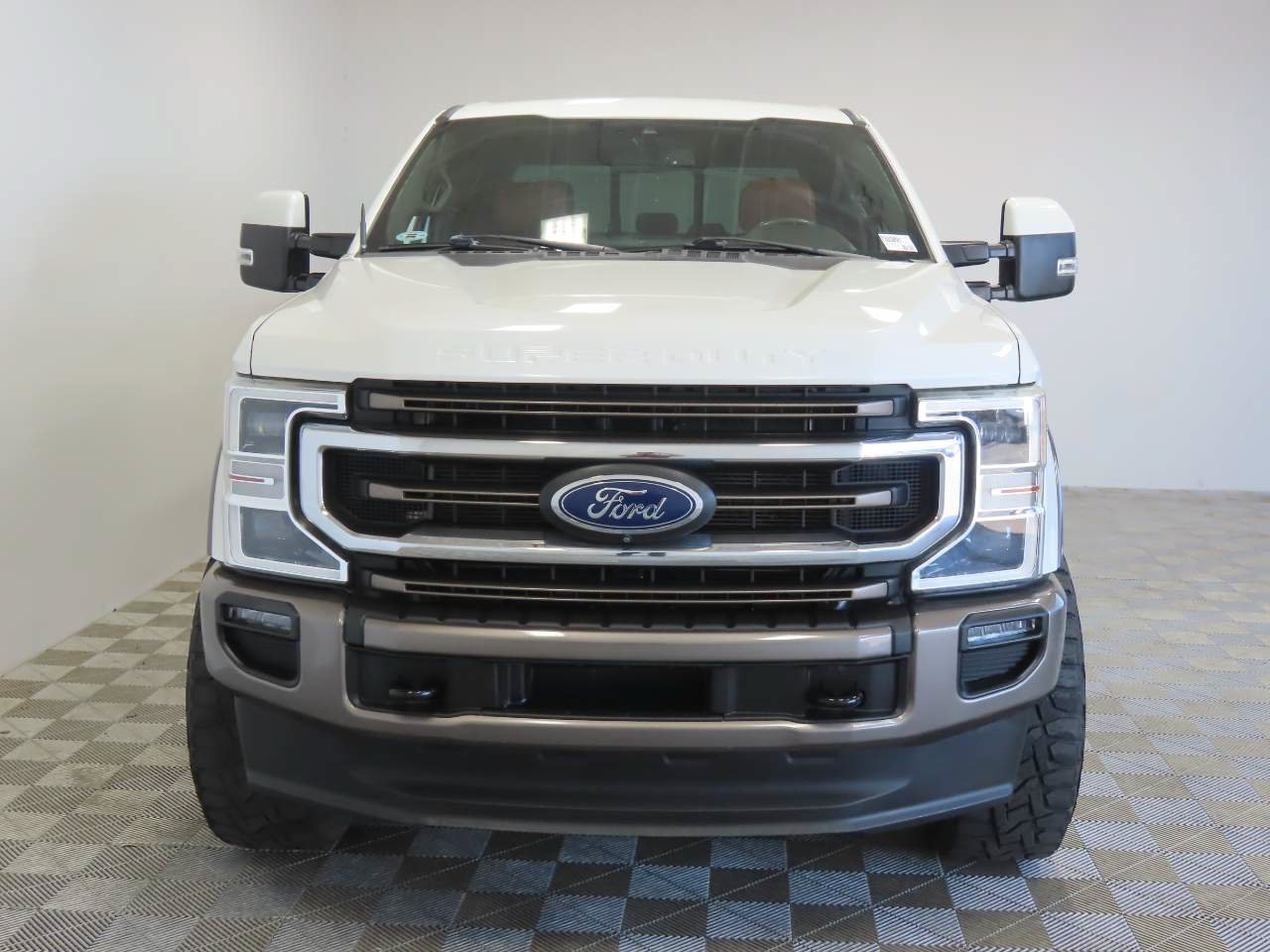 Used 2021 Ford F250 King Ranch w/ King Ranch Ultimate Package AWD/4WD image 2