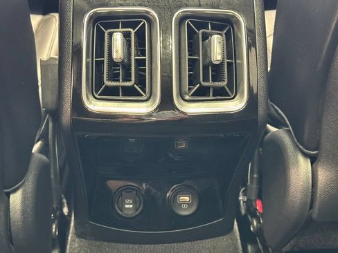 Used 2023 Kia Sorento SX FWD image 23