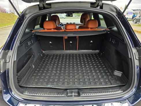 Used 2024 Mercedes-Benz GLC 300 4MATIC image 16