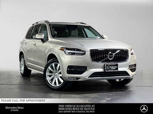 Used 2016 Volvo XC90 T6 Momentum w/ Momentum Plus Package AWD/4WD image 1