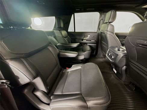 Used 2025 Ford Expedition Max Platinum w/ Stealth Performance Package AWD/4WD image 23