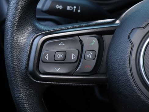 Used 2025 Jeep Wrangler Unlimited Sport AWD/4WD image 11