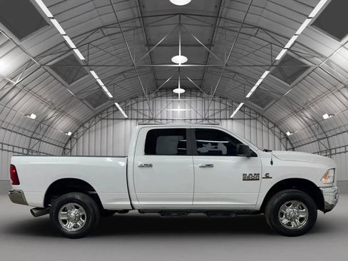Used 2018 RAM 2500 SLT AWD/4WD image 6