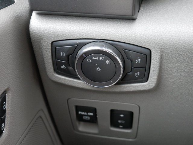 Used 2019 Ford F150 XLT w/ Equipment Group 302A Luxury AWD/4WD image 25