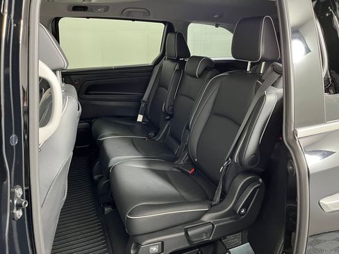Certified 2023 Honda Odyssey Elite image 12